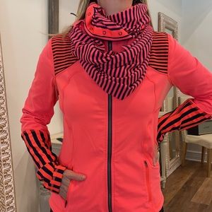 Lululemon Classic Stripe Light Inkwell Forme Jacket & Scarf Matching Set Sz 10